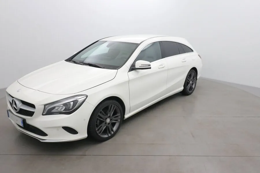 Mercedes-Benz CLASSE CLA SHOOTING BRAKE 180 7-G DCT Image 2